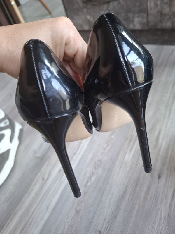 Туфли, кроссовки, женская одежда 42-44, рубашки, кофты, юбки, костюм, платья, майки, джинсы, шорты 3