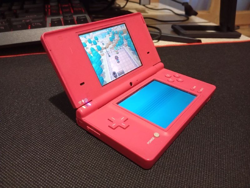Nintendo Dsi игровая приставка 4