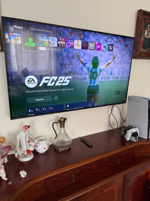 PS5 последняя ревизия, полный комплект, два джойстика, док станция, диск ГТА5
