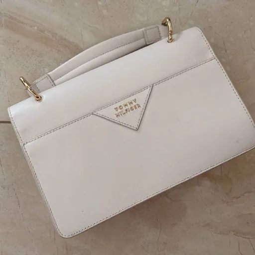 Женские сумки Furla, Michael Kors, Tommy Hilfiger