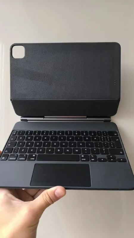 Magic Keyboard для iPad Pro и iPad Air 1