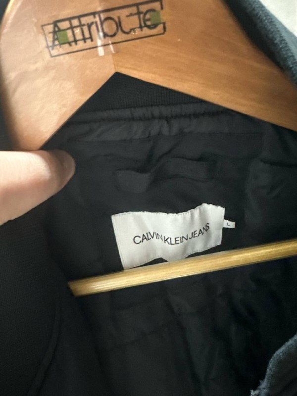 Бомбер CK, кроссовки, брюки кархарт б/у 4