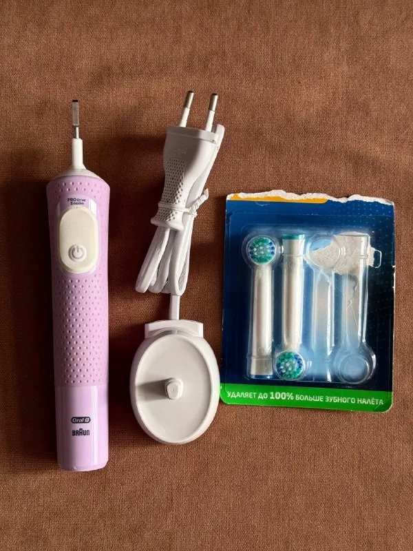 Oral-B Vitality Pro электрическая зубная щетка 1