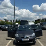 Toyota Prius 2013 4