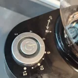 Кофемолка Vitek 3