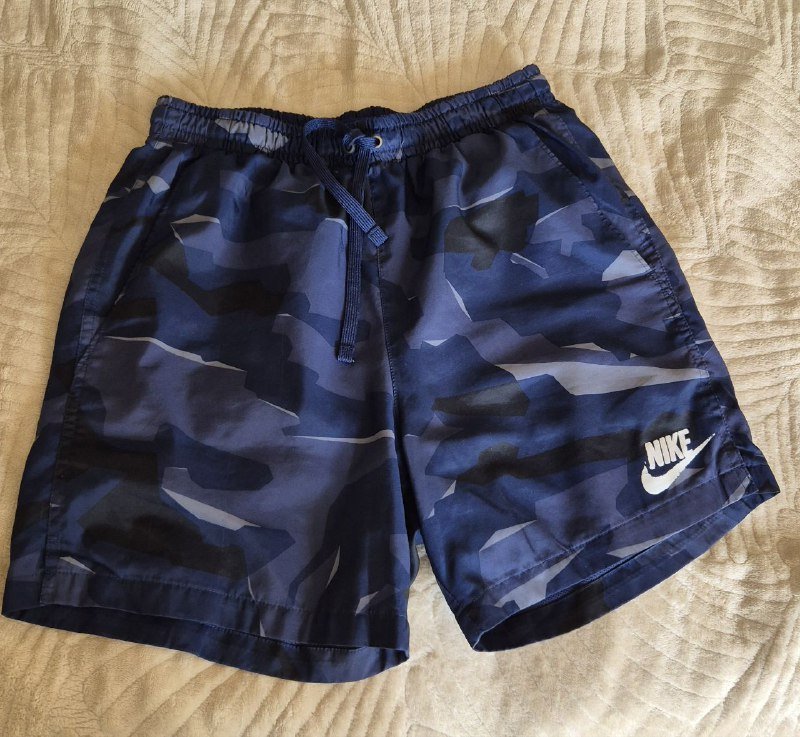 Шорты Nike размер S