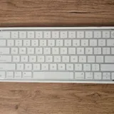 Apple Magic Keyboard with Touch ID 3