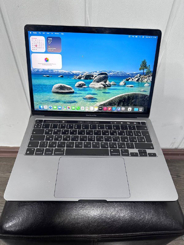 MacBook Pro M2 2022 13.3 inch 8/256gb
