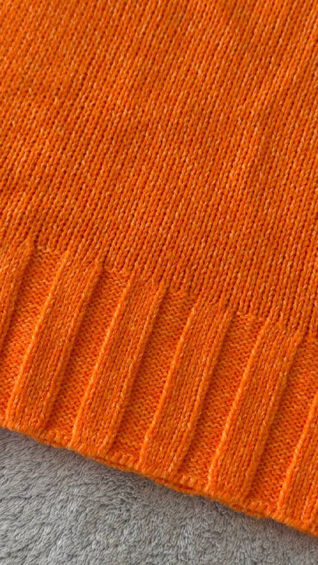 Свитер кроп H&M размер S/M 42/44 2