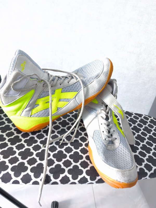 Комплект боксерской экипировки шлем, перчатки, бинты, борцовки 4