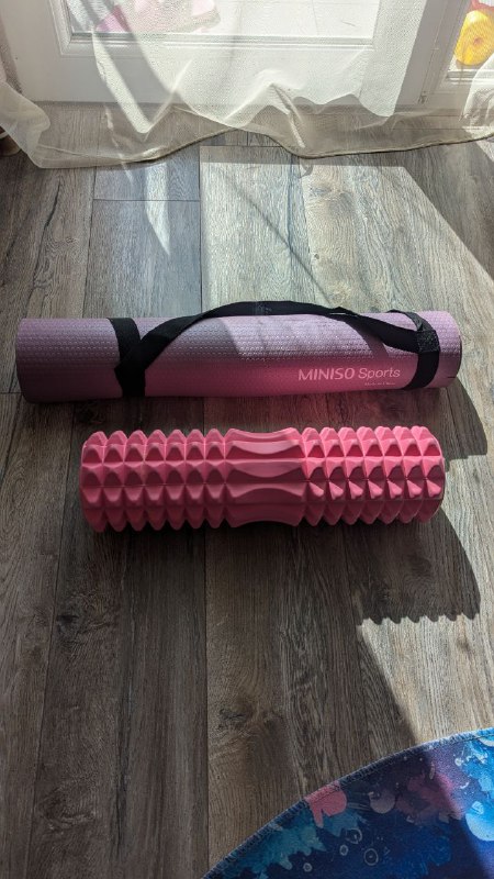 Штатив, фитнес-коврик, массажный ролл 3