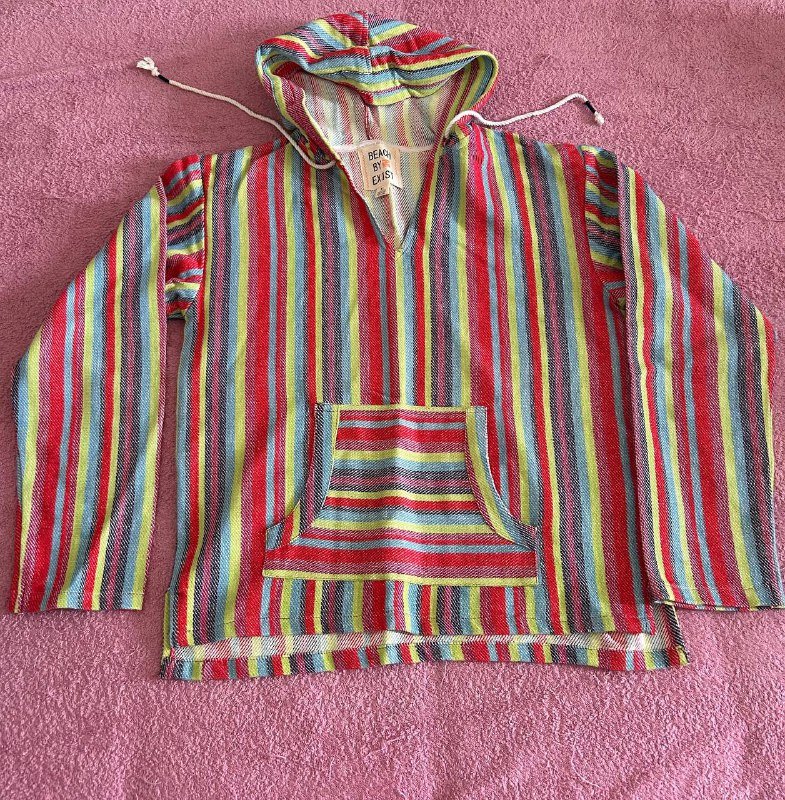 Мужские футболки, брюки, джинсы, рубашка, кофты, панамка, женская кофточка 8