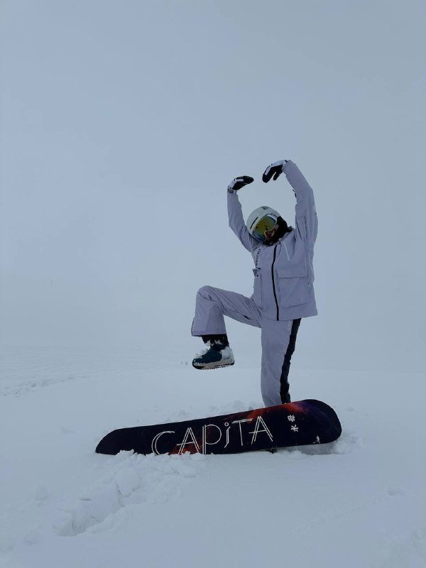 Горнолыжный костюм Superdry, Шлем Oakley MOD 3, Очки Oakley Goggles 2