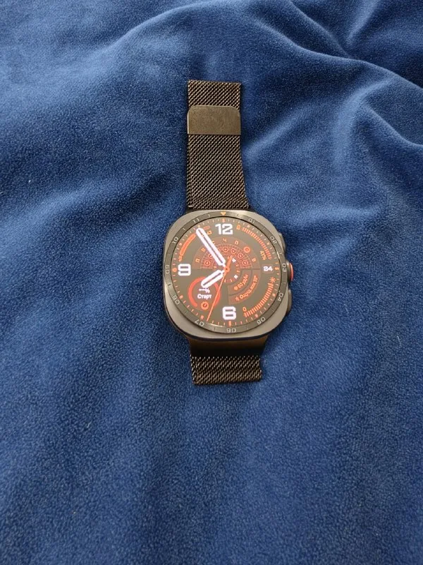 Часы Samsung Galaxy Watch Ultra 2 1