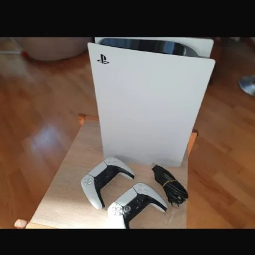 PlayStation 5, 2 джойстика, кабели
