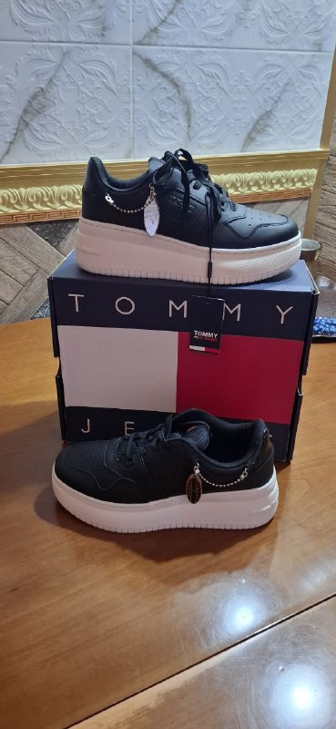 Женские ботинки Tommy Hilfiger размер 40 2