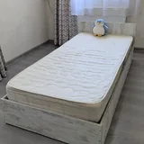 Кровать с матрасом 1