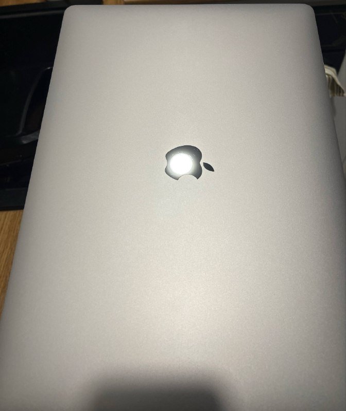 Macbook pro 16 inch 10
