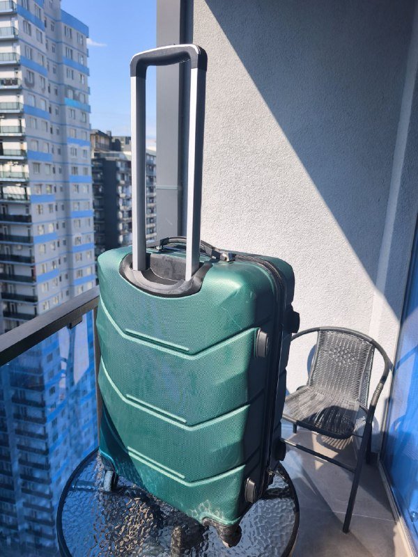 Чемодан с кодовым замком 2