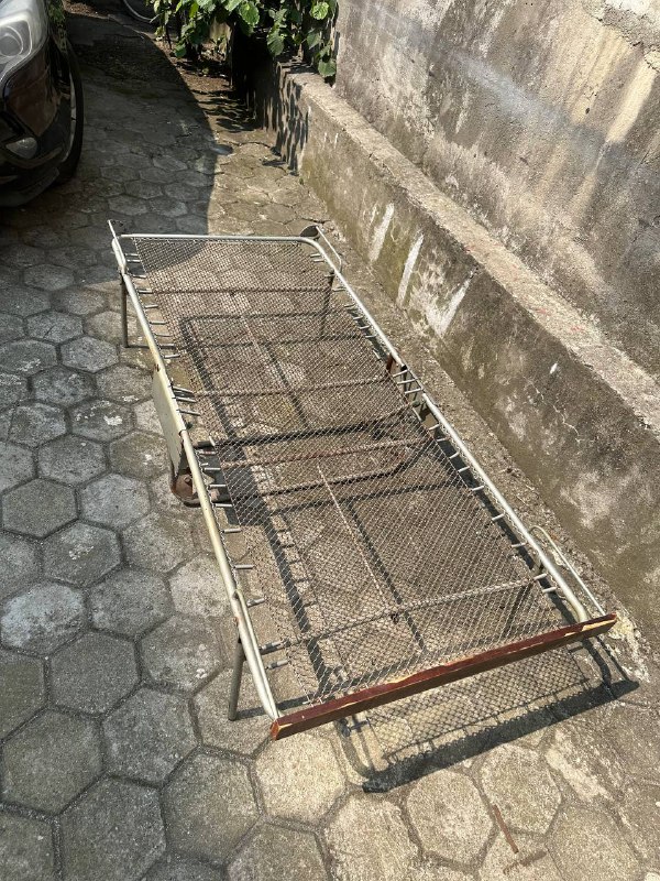 Раскладушка, матрасы, кровати, велосипед 2