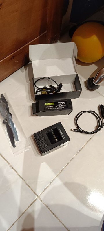 Дрон Typhoon H с 4K камерой и пультом управления 5