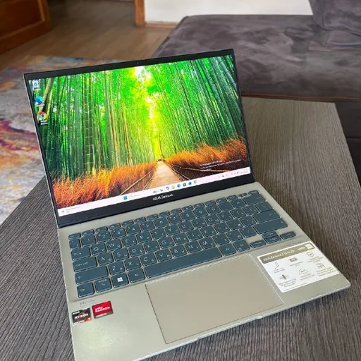 ASUS Zenbook S 13 OLED