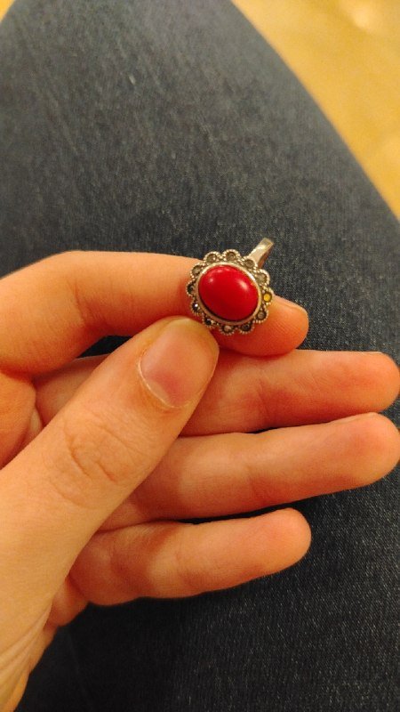 Серебряное кольцо с кораллом 19 размера 2