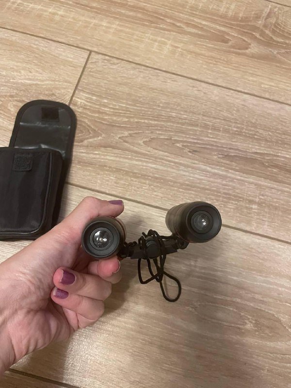 Рейкьявик дождевик, бинокль, карабины, веревки и пр. 2