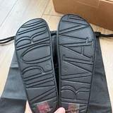 Шльопанці Calvin Klein та Emporio Armani 6