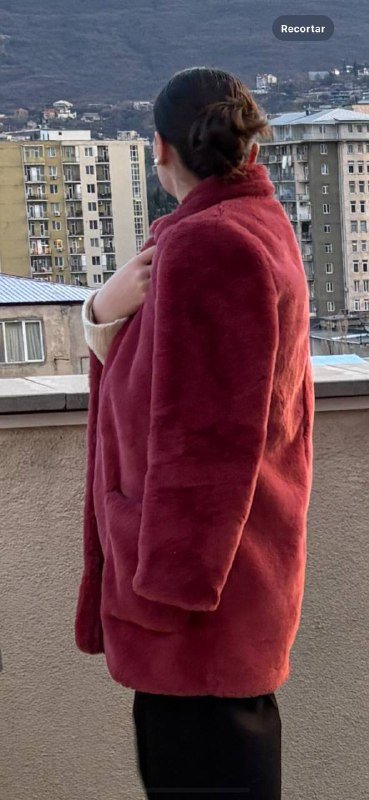 Зеленая и бордовая шубы размер S-M 2