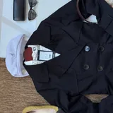 Тренч Kangol, водолазка Fred Perry, юбка Dolce and Gabbana, панамка Kangol, сумка Coach, очки Ralph Loren, балетки Prada 2