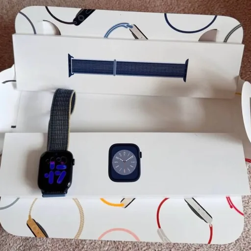 Apple Watch Series 8 45 мм