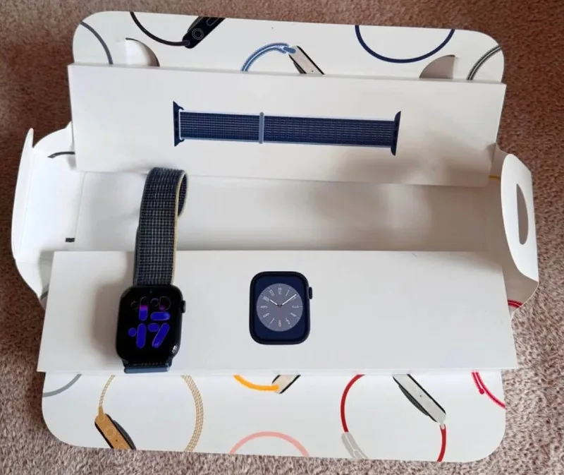 Apple Watch Series 8 45 мм 1