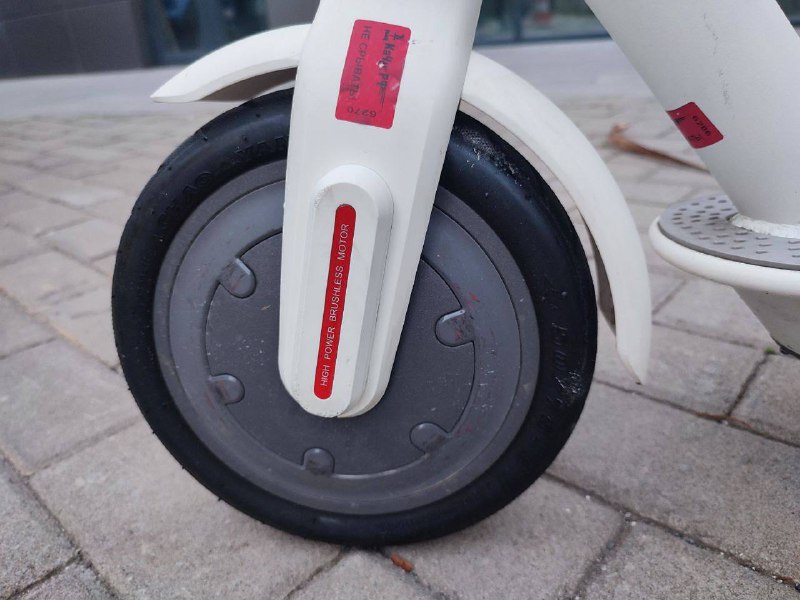 Электросамокат Xiaomi Mijia M365 White 4