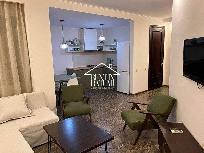 1+1 квартира рядом с парком 6 мая, ул. Хайдара Абашидзе 3