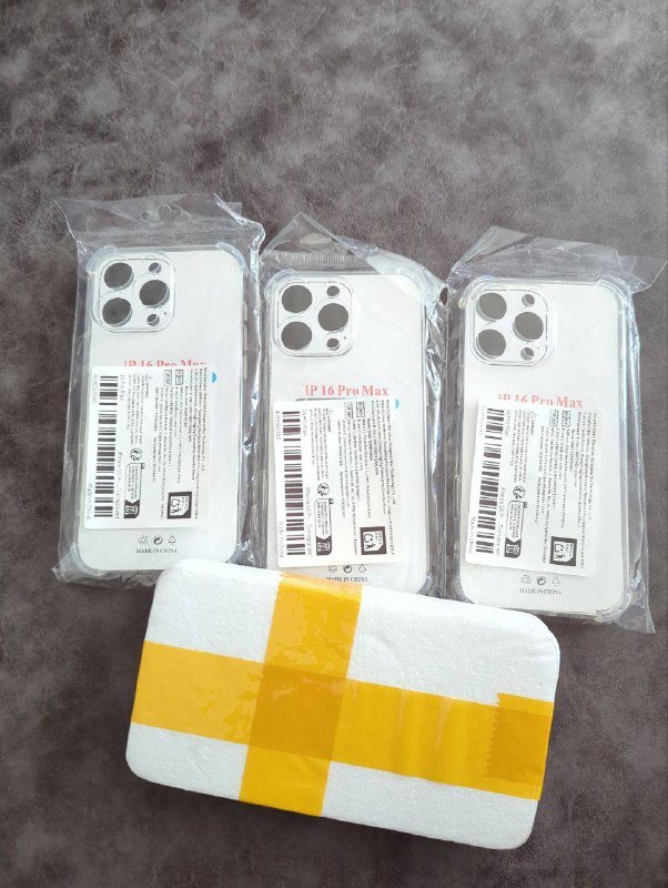3 прозрачных чехла и 3 стекла для iPhone 16 Pro Max