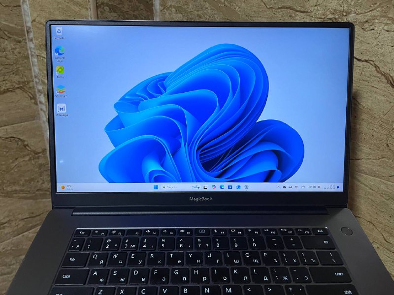 Ноутбук Huawei Honor MagicBook 15,6 Ryzen 5 3500U 8GB 256GB SSD