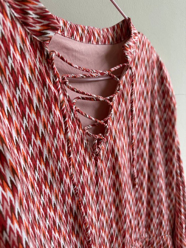 Платье Lofty Manner с рюшами и завязками, размер М 3