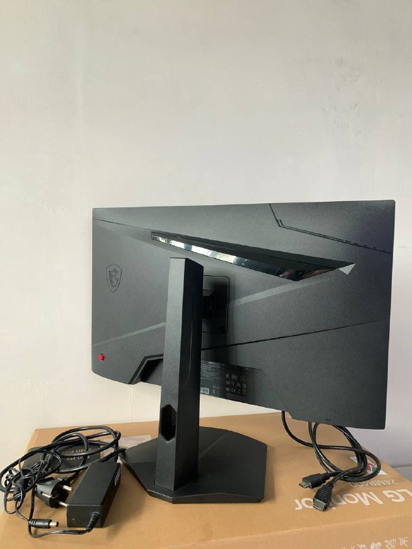 Монитор MSI 24 дюйма, игровой, 180 Гц 2
