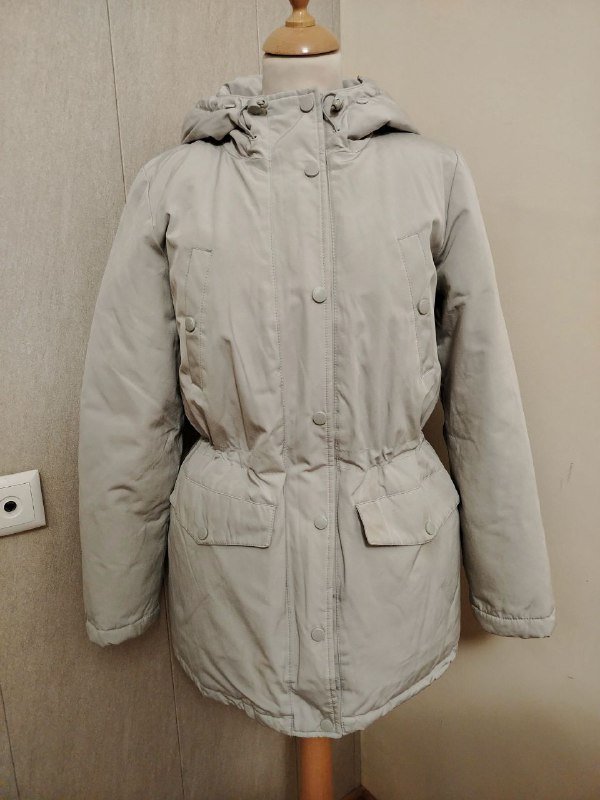 Зимняя куртка парка светло-серая размер S