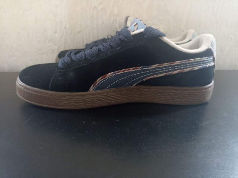 Кроссовки Puma Suede черного цвета размер 39 5