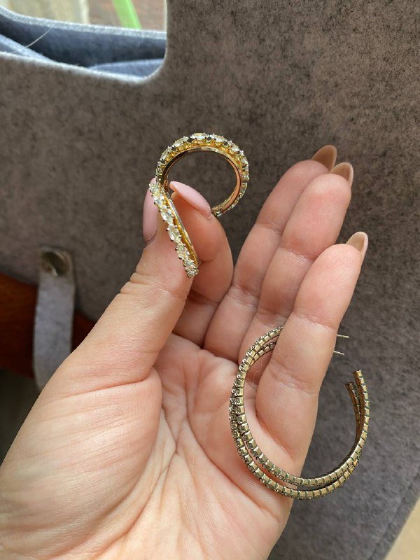 Палетки теней Violet Voss, NYX, ACE Beauty, Revolution, Revolution PRO 4