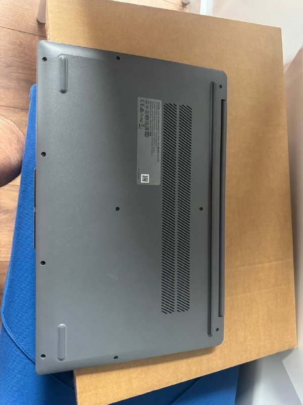 Lenovo Ideapad Slim 3 4