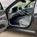 Hyundai Elantra SEL 4