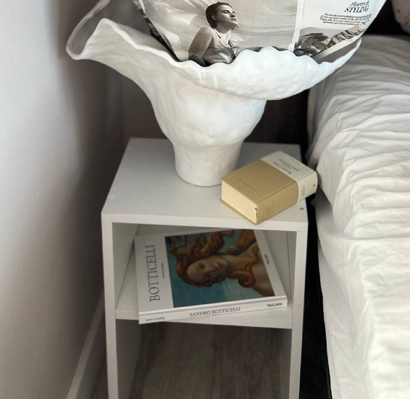 Белые прикроватные тумбочки 2 штуки 3