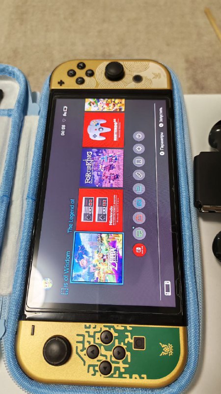 Nintendo Switch OLED Zelda edition, игры, чехол, microSD 2