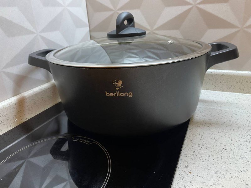 Большая казань Berllong с крышкой