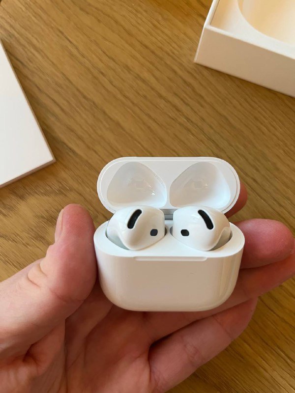 AirPods 4 с шумоподавлением 3