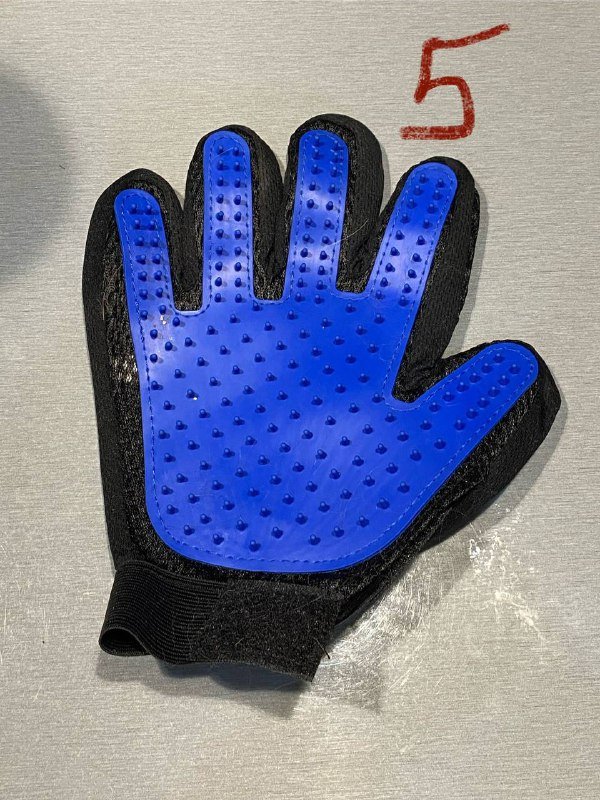 Бокалы, открывашка, венчик, лотки, шкатулка, когтеточка, игрушка, чайник, прихватки, банки, чесалка, весы, половник, нож, сапоги, сумка, кофта 10