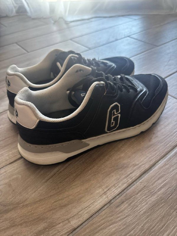 Кроссовки GAP мужские 45 размер 2